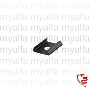 MOUNTING CLIP FOR STAINLESS STEEL SIDE TRIM 750/101 SPRINT 
