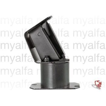 ENGINE MOUNT ROUND, LEFT EXHAUST