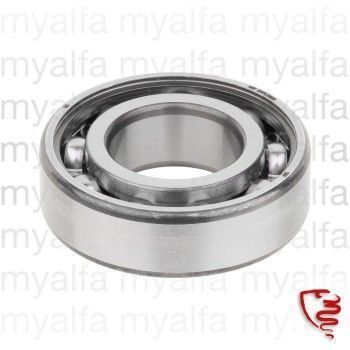 MAIN SHAFT CENTER BEARING     (750)                         